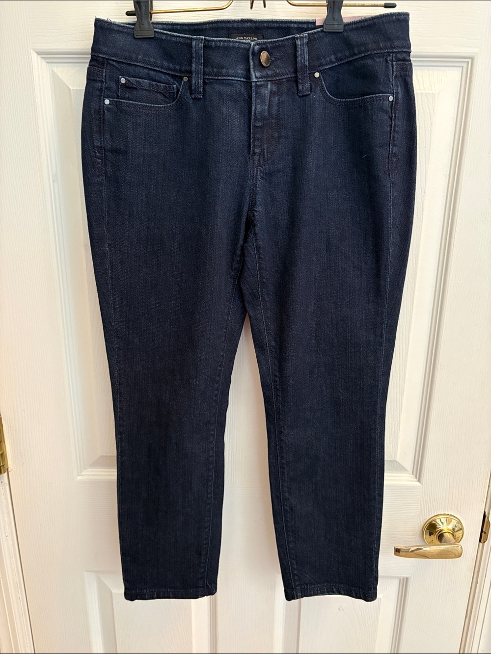 Ann Taylor NWT size 4Petite Dark Indigo Ankle Crop Slim Jeans modern
